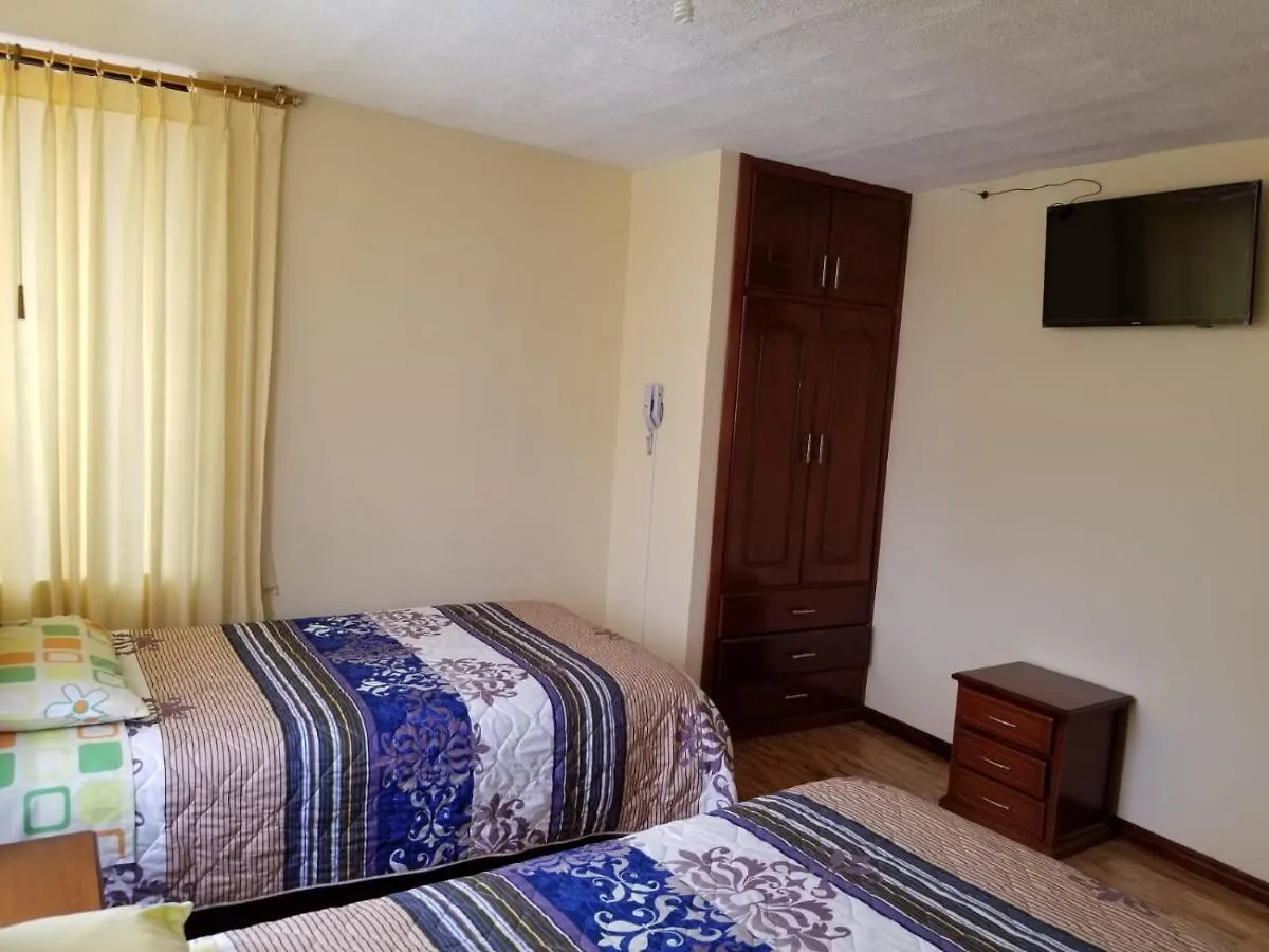 Hostal El Confort Quito Norte Guest house